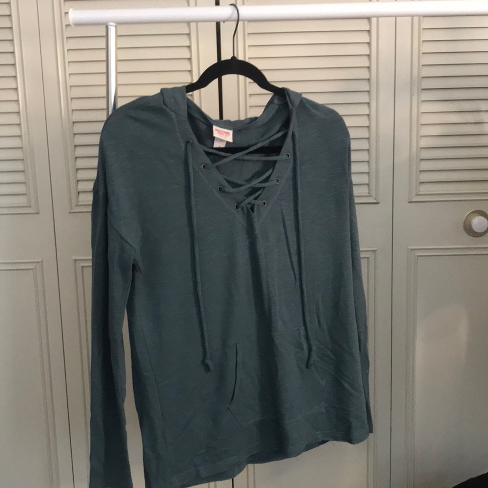 very soft women’s sweatshirt